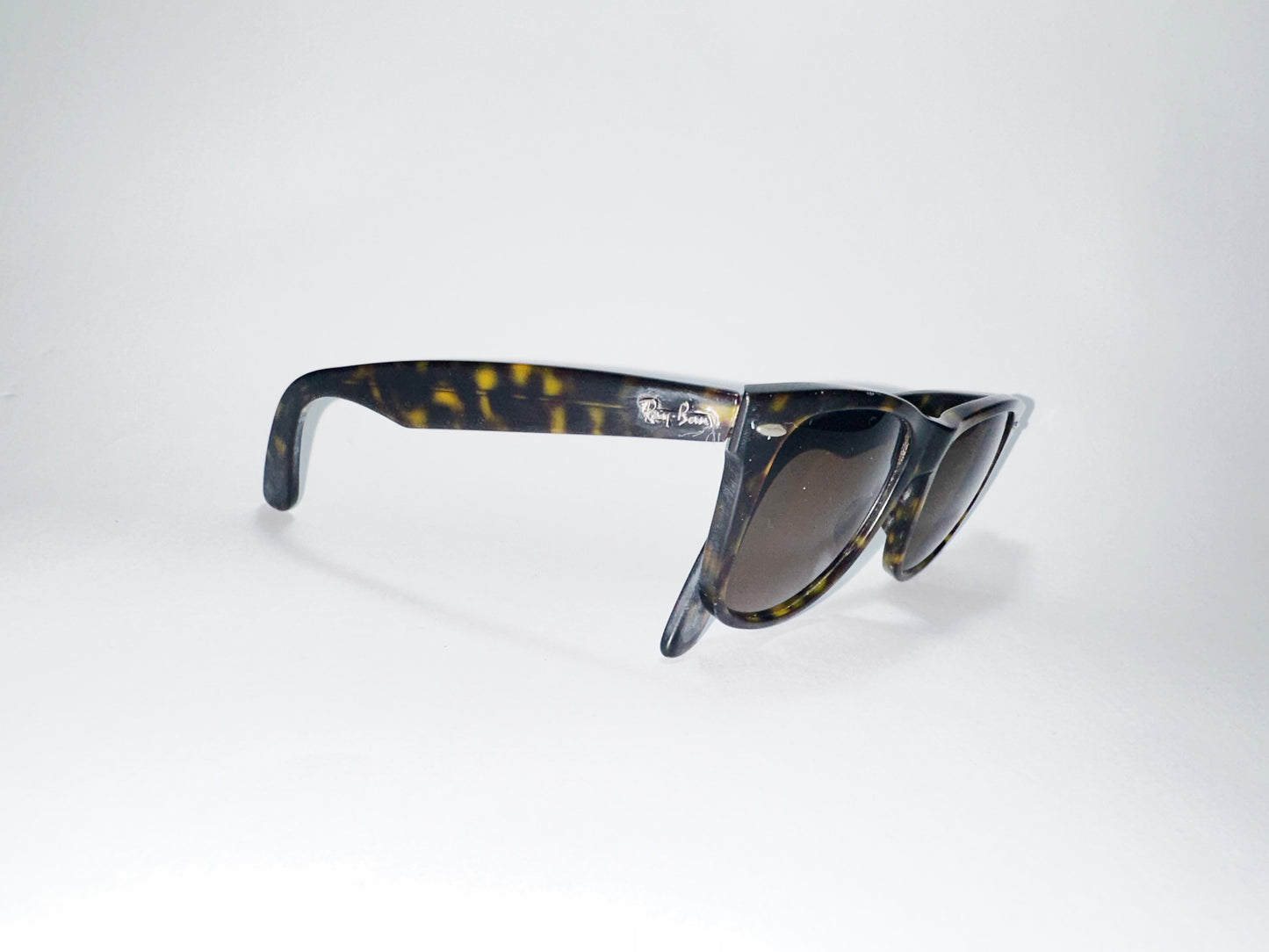 ray ban wayfarer