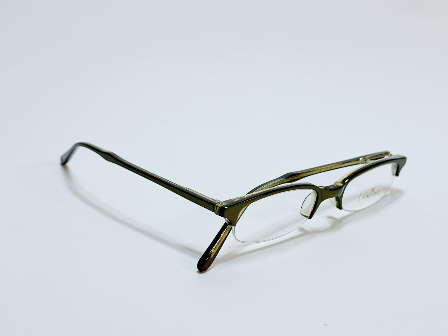 clipon gold nylon