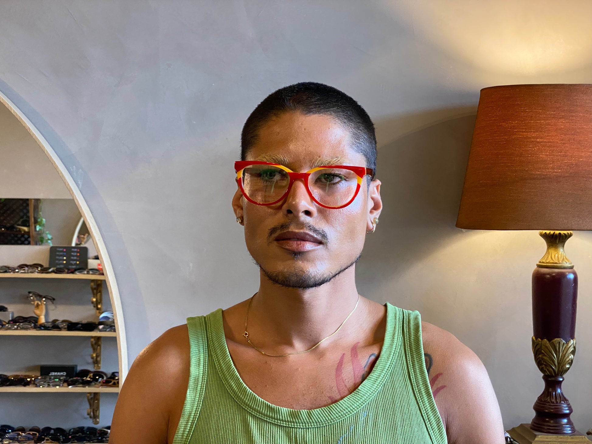 mango - brechó do óculos