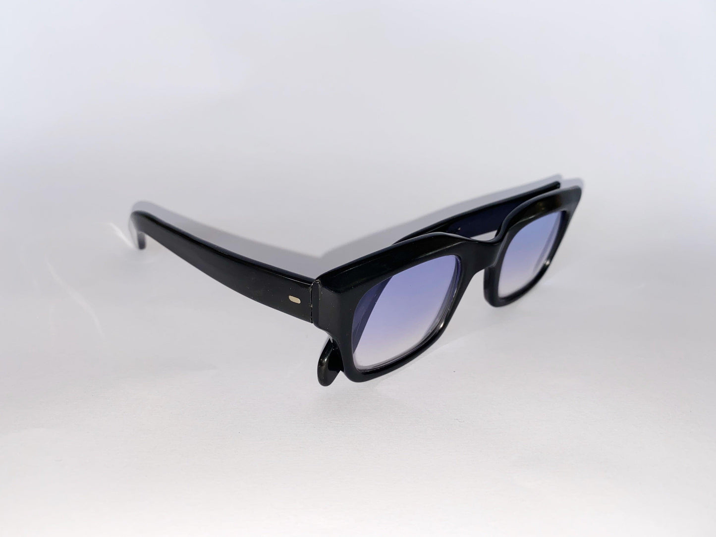 luxor - brechó do óculos